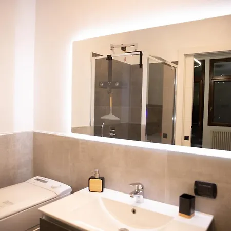 Sweet House Meda Apartment Milan